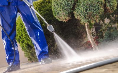 Dangers of DIY Pressure Washing